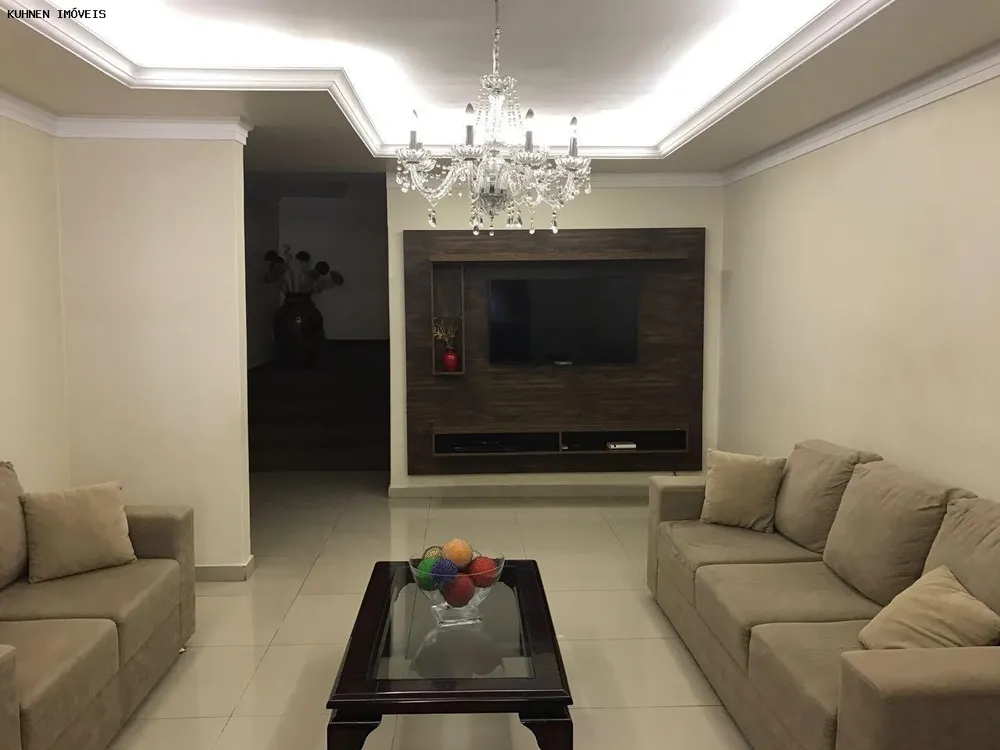 Casa, 3 quartos, 304 m² - Foto 4
