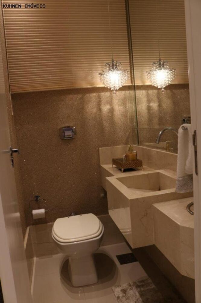Apartamento à venda com 3 quartos, 134m² - Foto 3