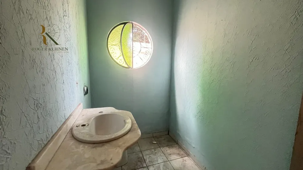 Casa, 4 quartos, 250 m² - Foto 13