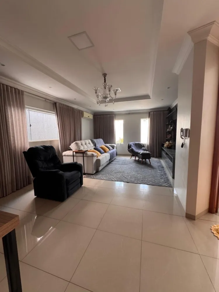 Casa, 3 quartos, 268 m² - Foto 3