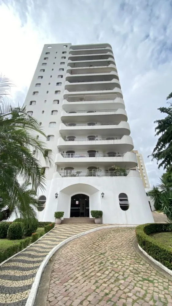 Apartamento, 3 quartos, 235 m² - Foto 1