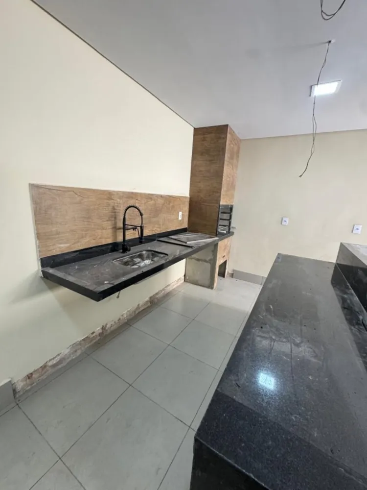 Casa, 3 quartos, 193 m² - Foto 3