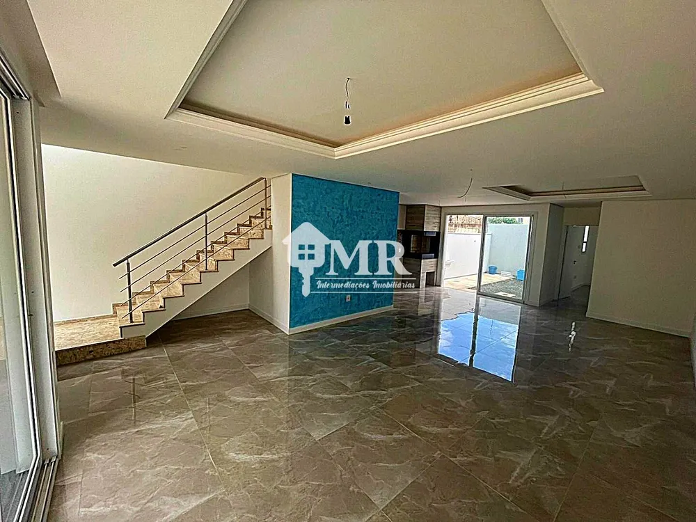 Casa, 4 quartos, 130 m² - Foto 1