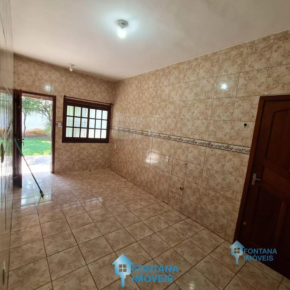 Casa à venda com 3 quartos, 140m² - Foto 4