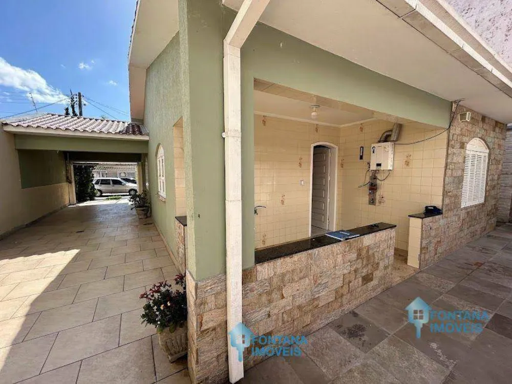 Casa, 3 quartos, 200 m² - Foto 1