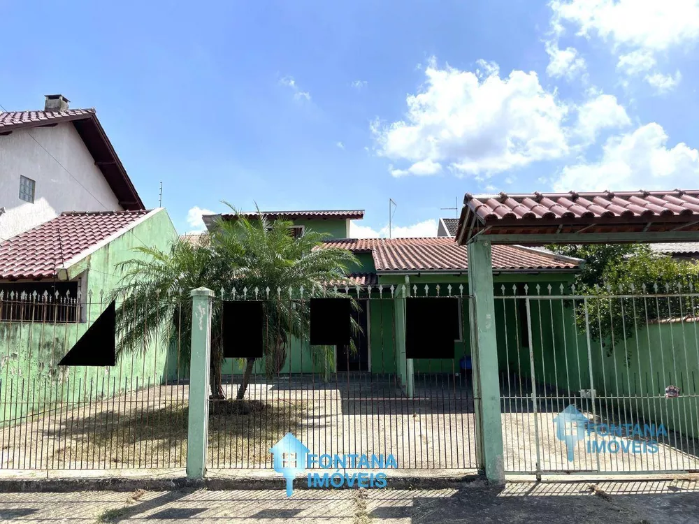 Casa à venda com 3 quartos, 130m² - Foto 1