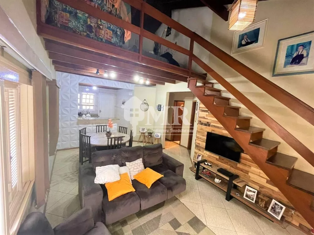 Casa, 3 quartos, 200 m² - Foto 1