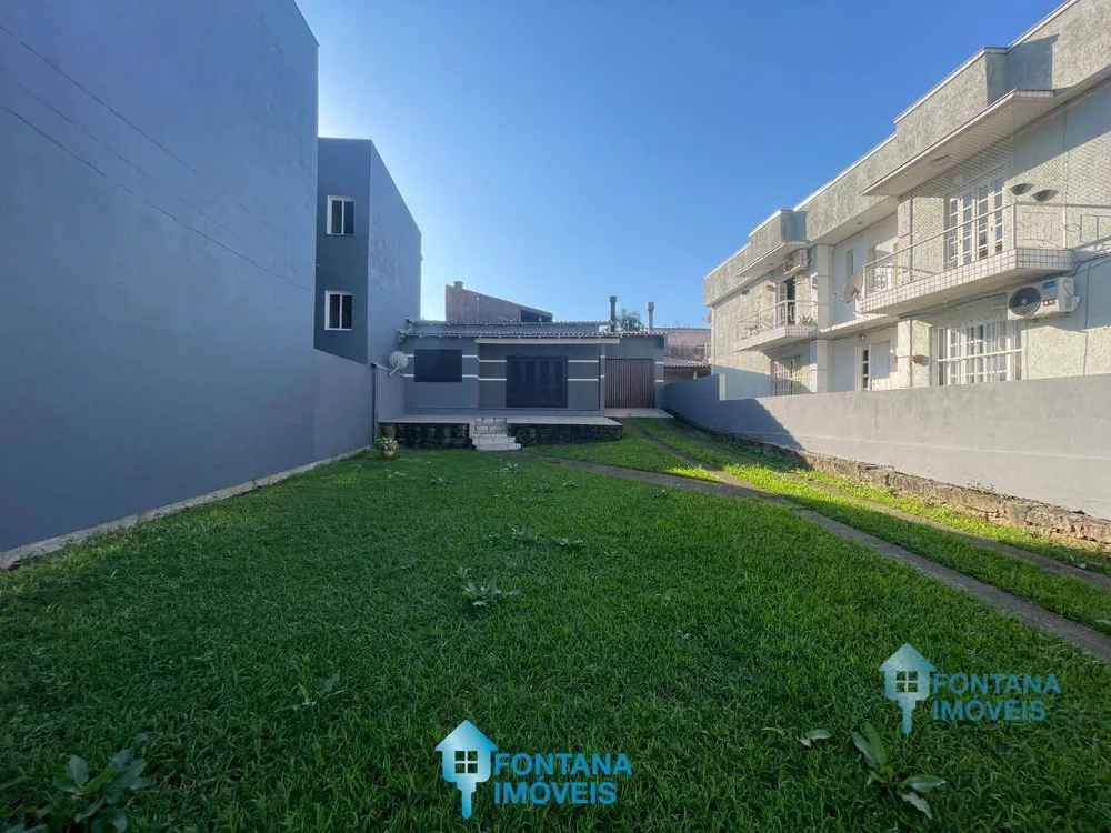 Casa à venda com 2 quartos, 100m² - Foto 1