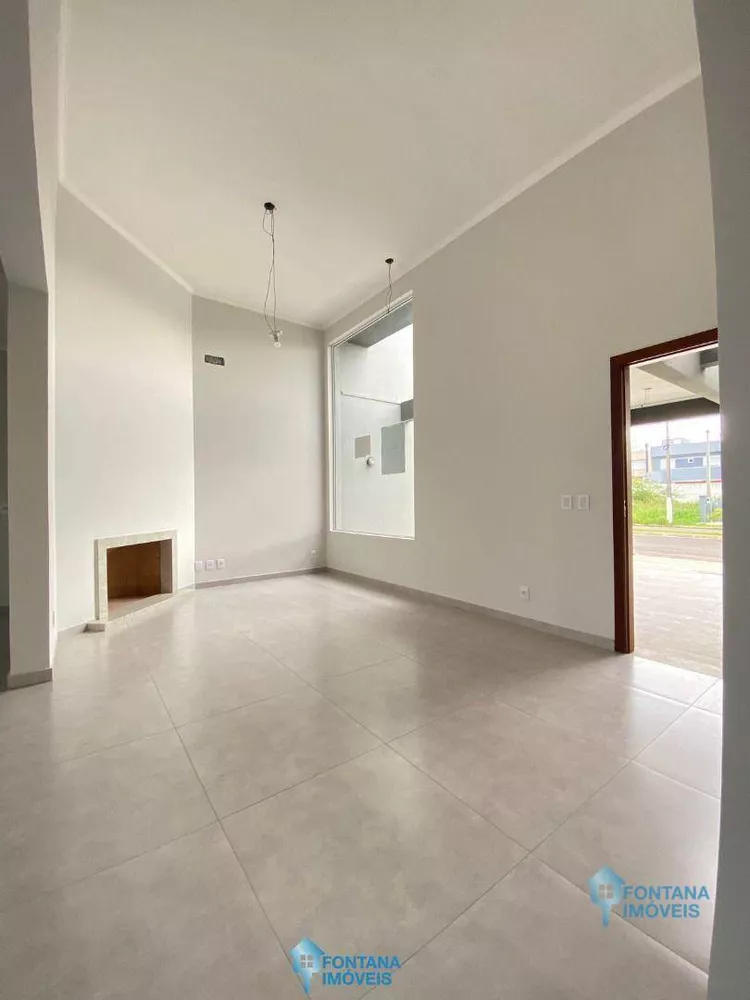 Casa à venda com 3 quartos, 114m² - Foto 4