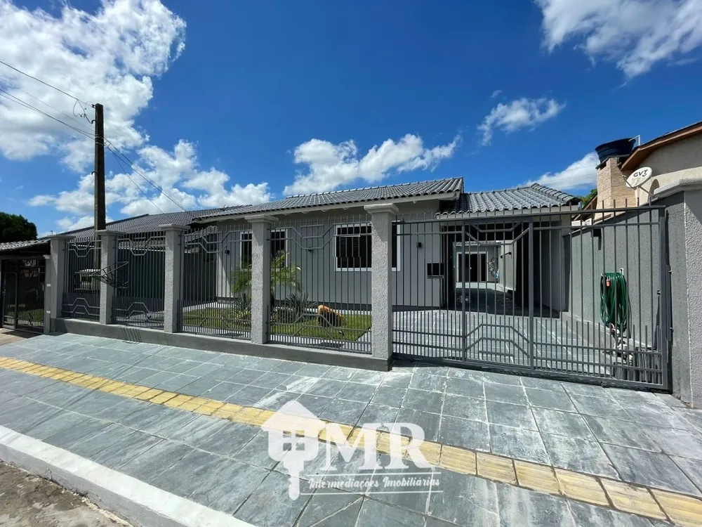 Casa, 4 quartos, 160 m² - Foto 1
