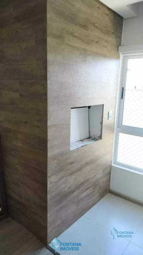 Apartamento à venda com 2 quartos, 70m² - Foto 3