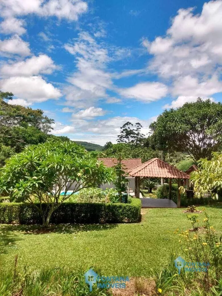 Sítio, 3 quartos, 2000 m² - Foto 2