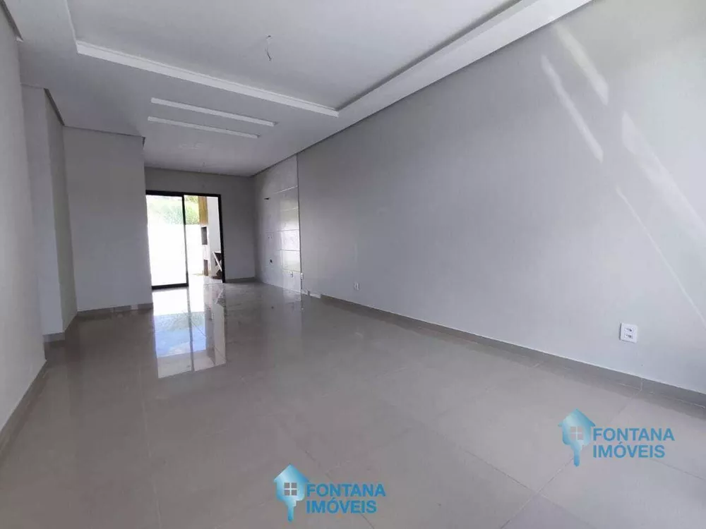 Casa à venda com 3 quartos, 87m² - Foto 4