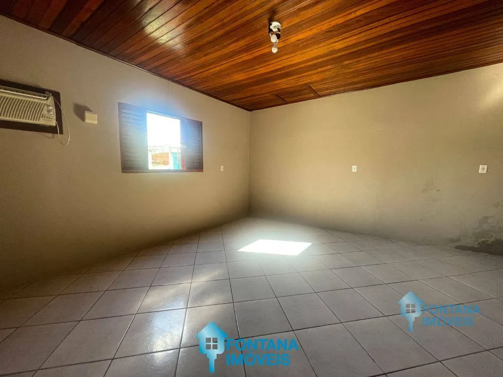 Casa, 3 quartos, 210 m² - Foto 2