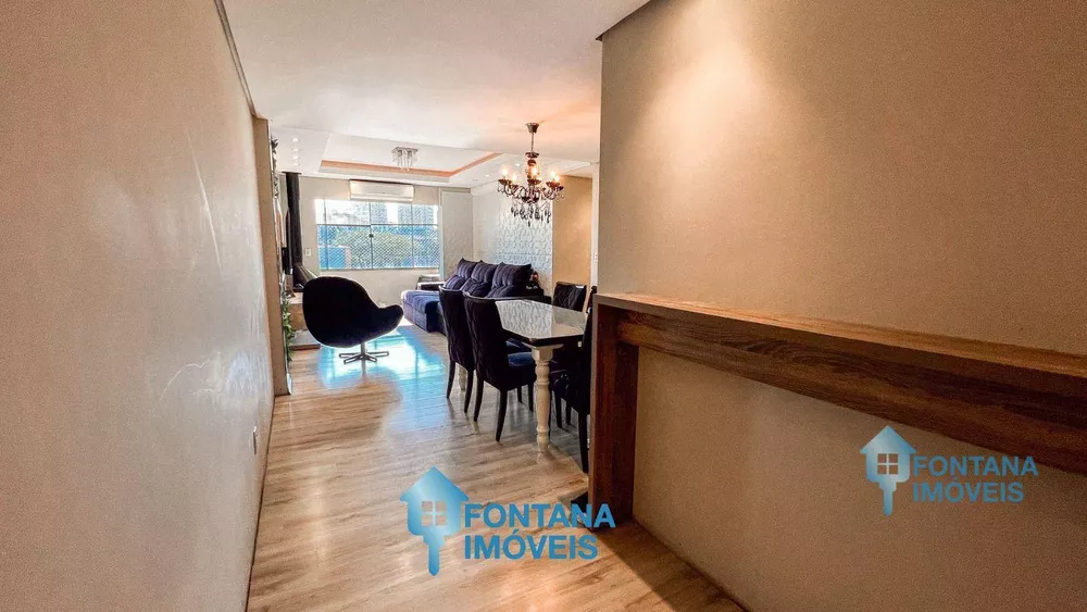 Apartamento à venda com 3 quartos, 206m² - Foto 2