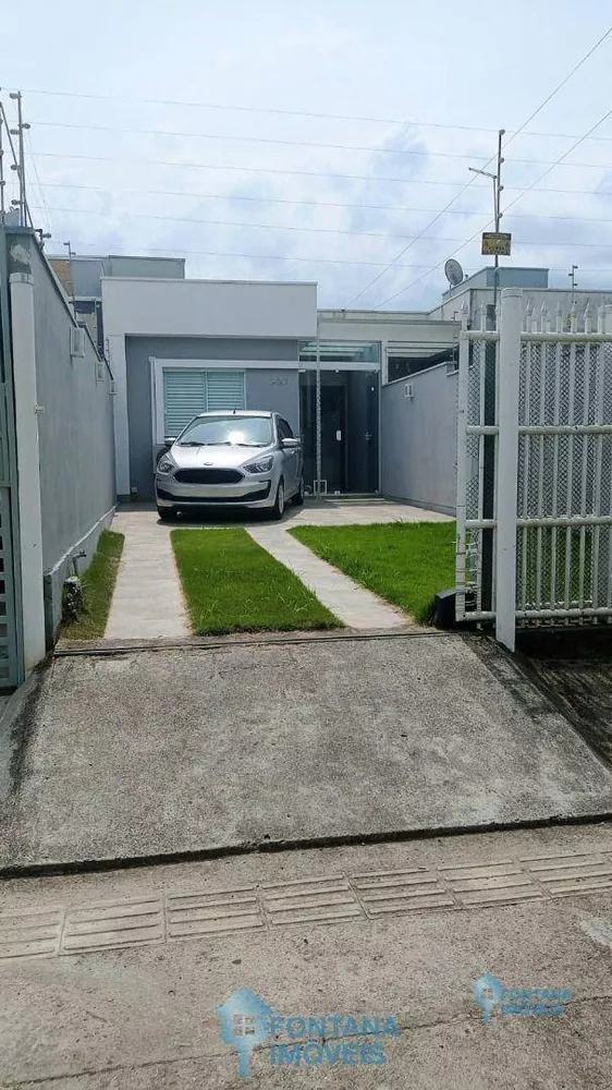 Casa à venda com 2 quartos, 60m² - Foto 1