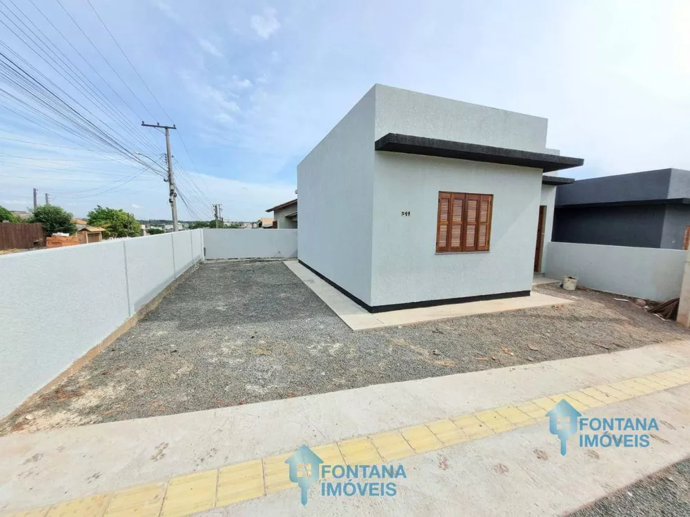 Casa à venda com 2 quartos, 50m² - Foto 1