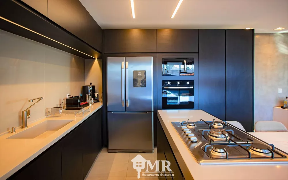 Casa, 3 quartos, 168 m² - Foto 2