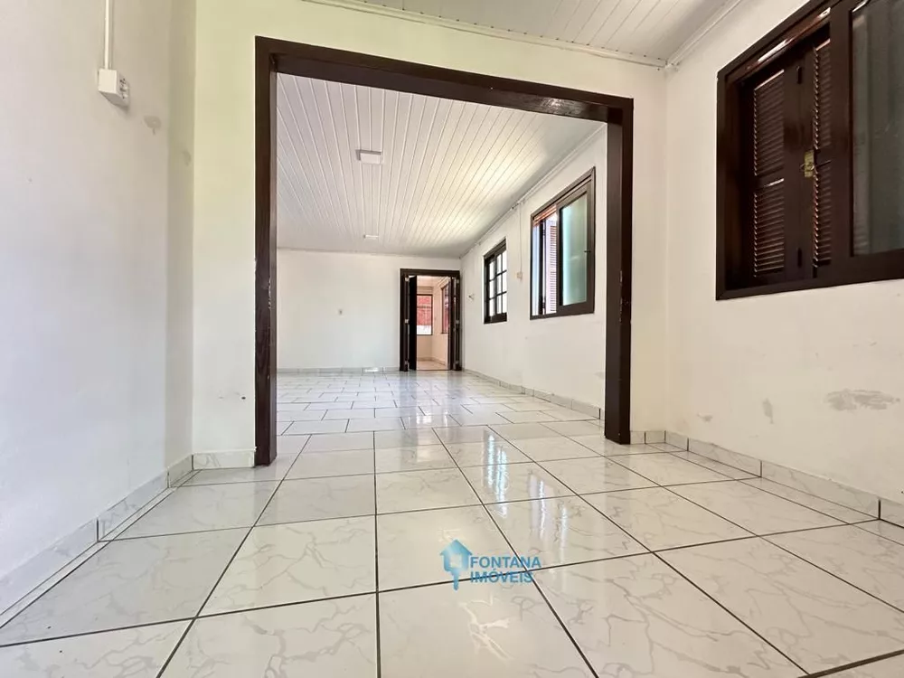 Casa à venda com 2 quartos, 93m² - Foto 2