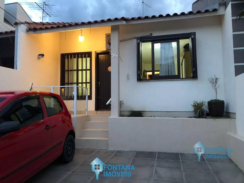 Casa à venda com 2 quartos, 80m² - Foto 2