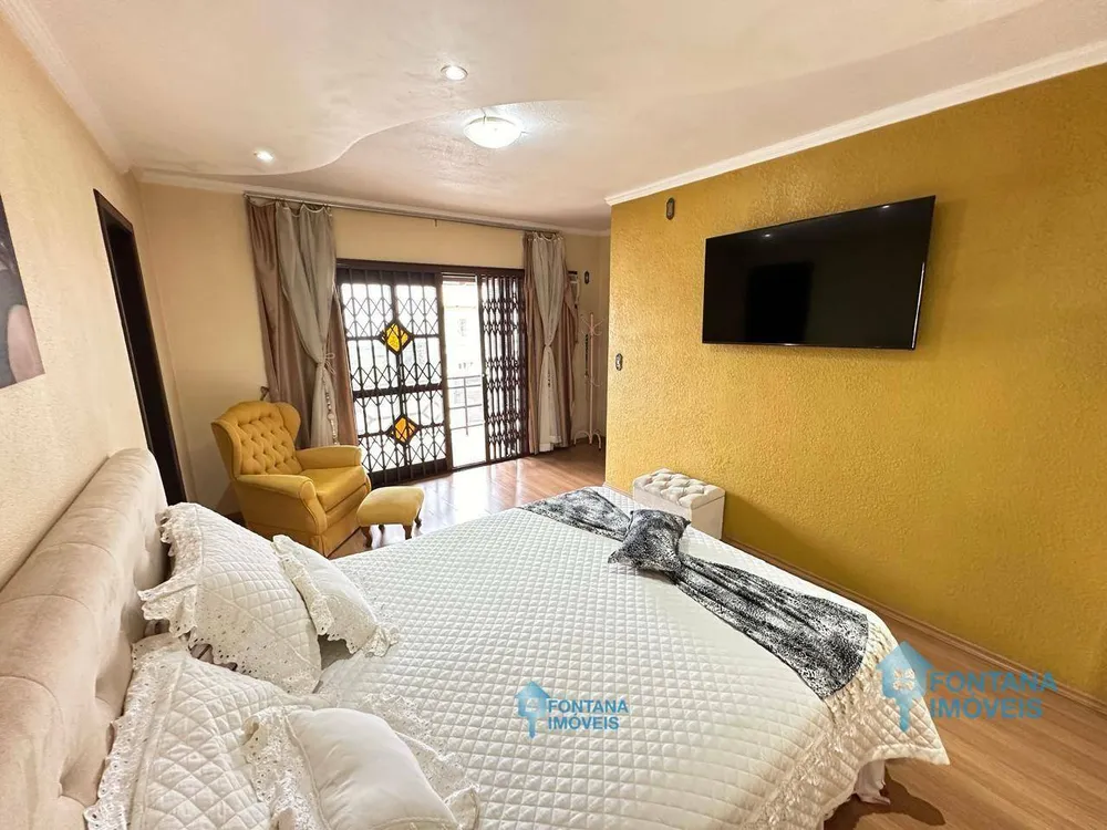 Casa, 3 quartos, 224 m² - Foto 9