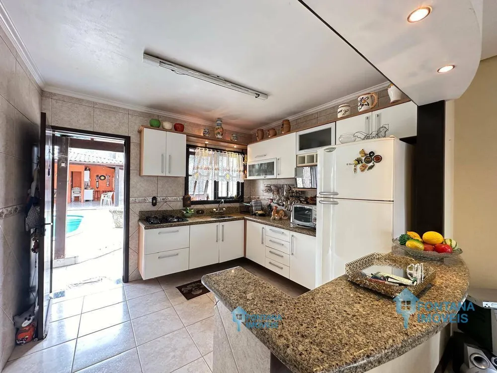 Casa, 3 quartos, 224 m² - Foto 6