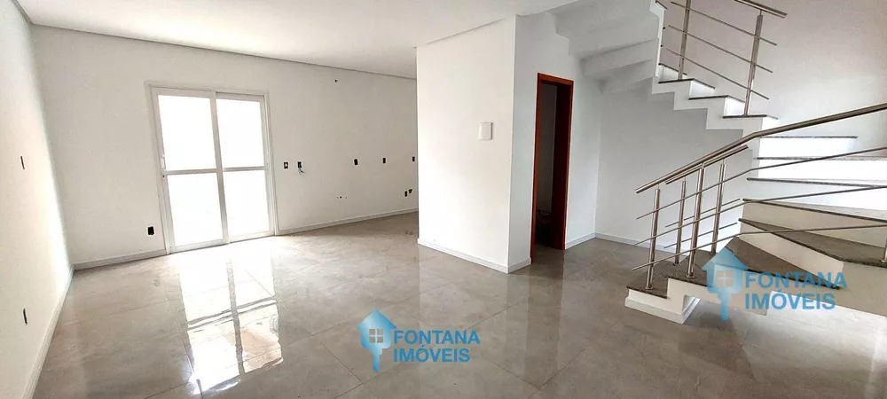 Casa à venda com 3 quartos, 107m² - Foto 3