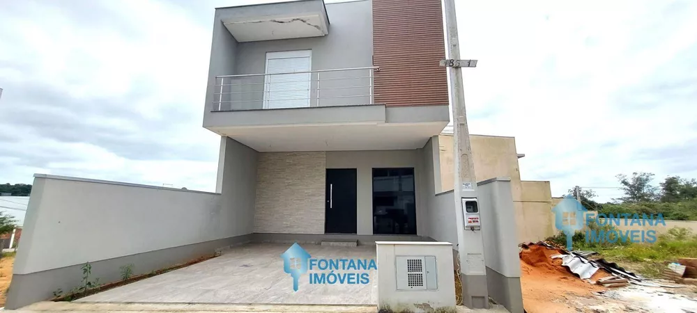 Casa à venda com 3 quartos, 107m² - Foto 2