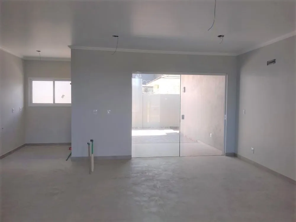 Casa, 3 quartos, 137 m² - Foto 3