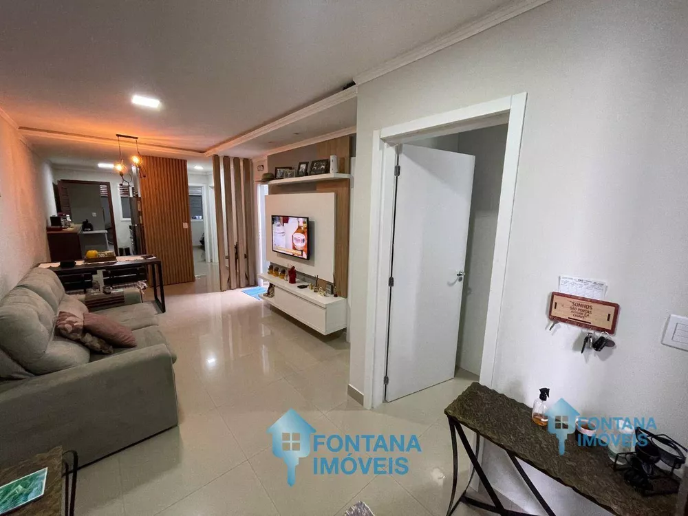 Casa à venda com 3 quartos, 104m² - Foto 4