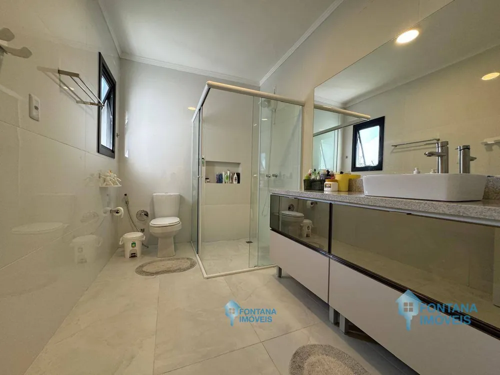 Casa, 3 quartos, 263 m² - Foto 8
