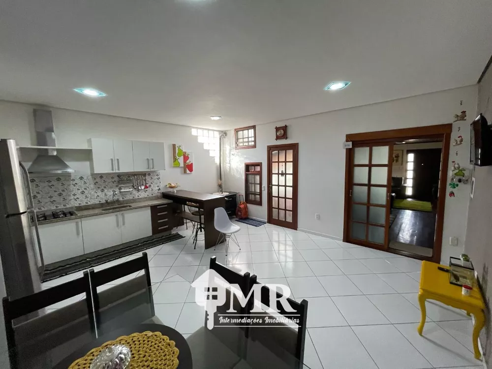 Casa, 3 quartos, 160 m² - Foto 1