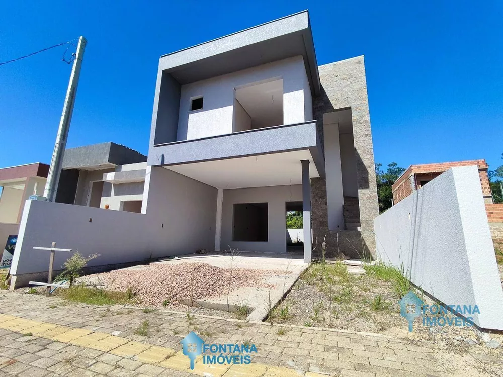 Casa à venda com 3 quartos, 145m² - Foto 1