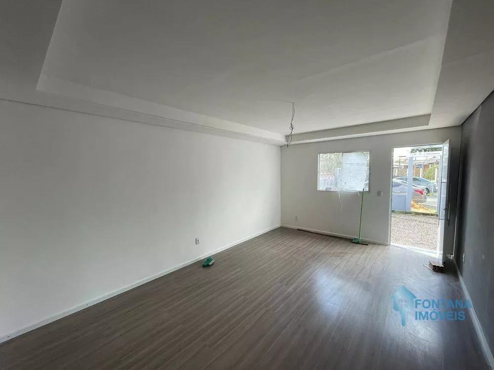 Casa à venda com 3 quartos, 100m² - Foto 3