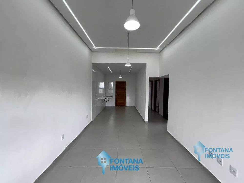 Casa à venda com 3 quartos, 78m² - Foto 4