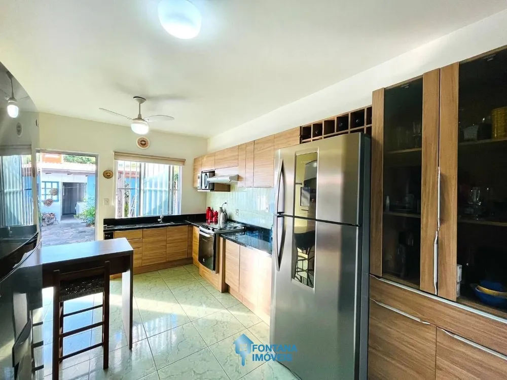 Casa, 3 quartos, 231 m² - Foto 6