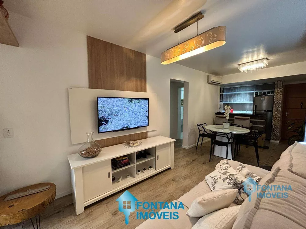 Apartamento à venda com 2 quartos, 74m² - Foto 2