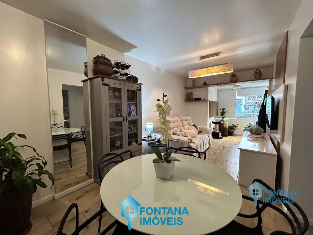 Apartamento à venda com 2 quartos, 74m² - Foto 4