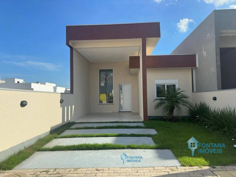 Casa, 3 quartos, 94 m² - Foto 1