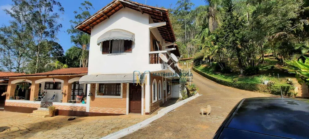 Chácara, 3 quartos, 5700 m² - Foto 1