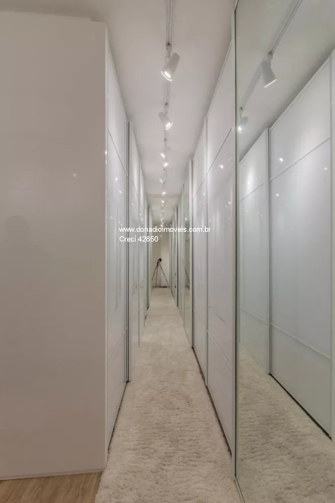 Casa à venda com 4 quartos, 540m² - Foto 20