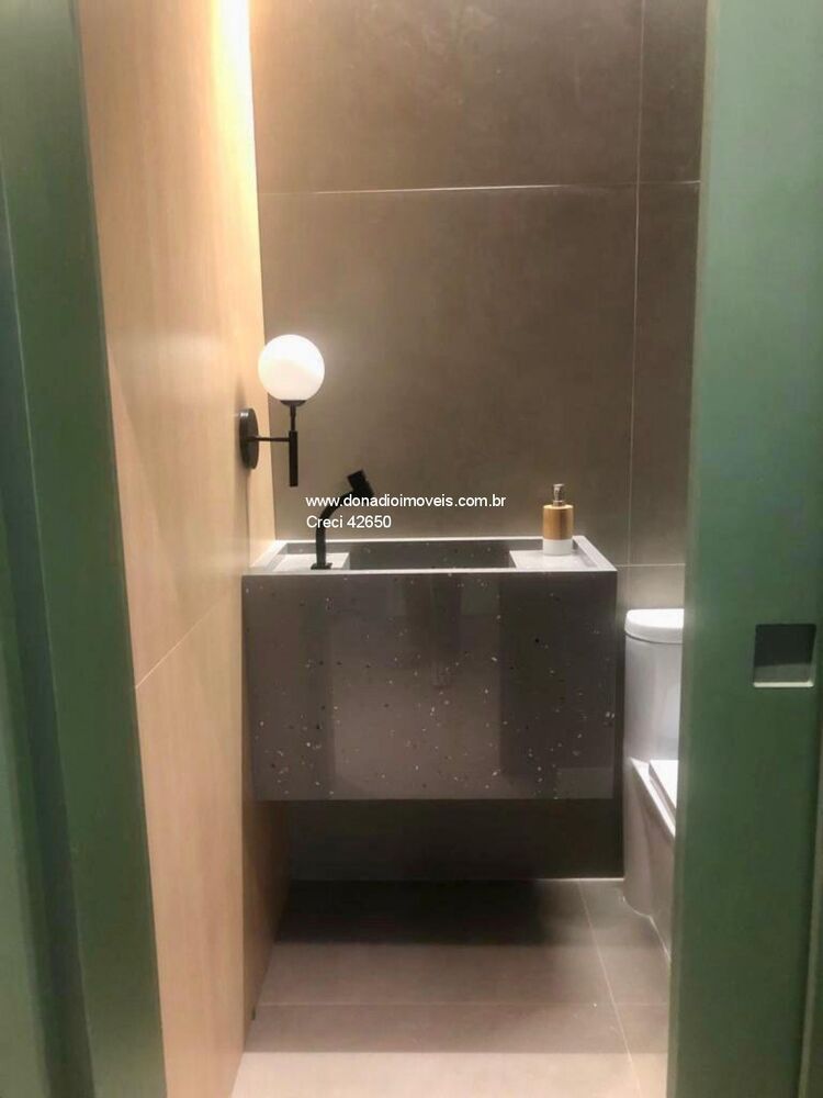 Casa à venda com 4 quartos, 270m² - Foto 8