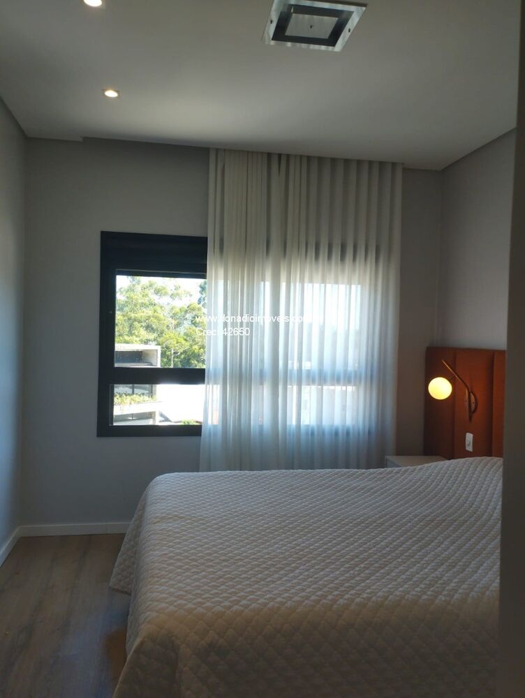 Casa à venda com 4 quartos, 270m² - Foto 12