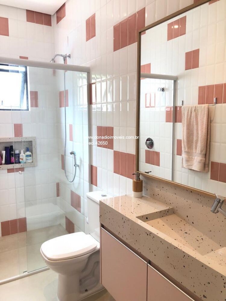 Casa à venda com 4 quartos, 270m² - Foto 10