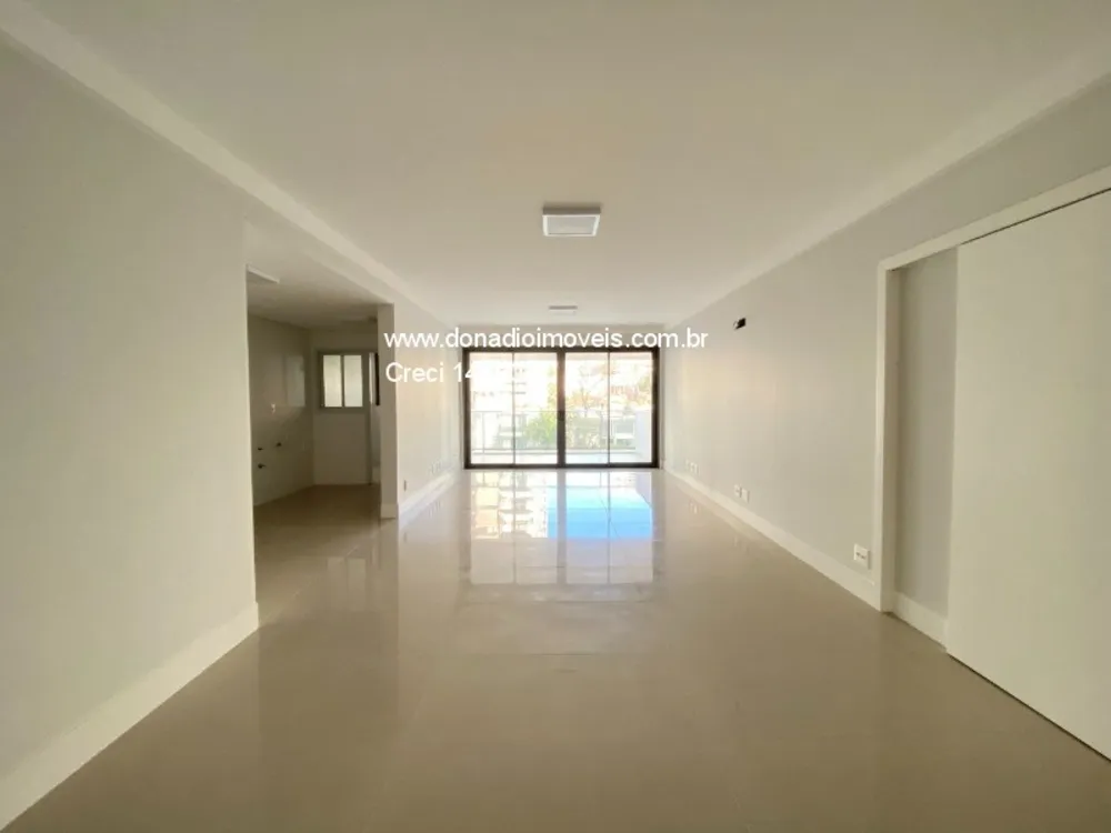 Apartamento, 3 quartos, 139 m² - Foto 2