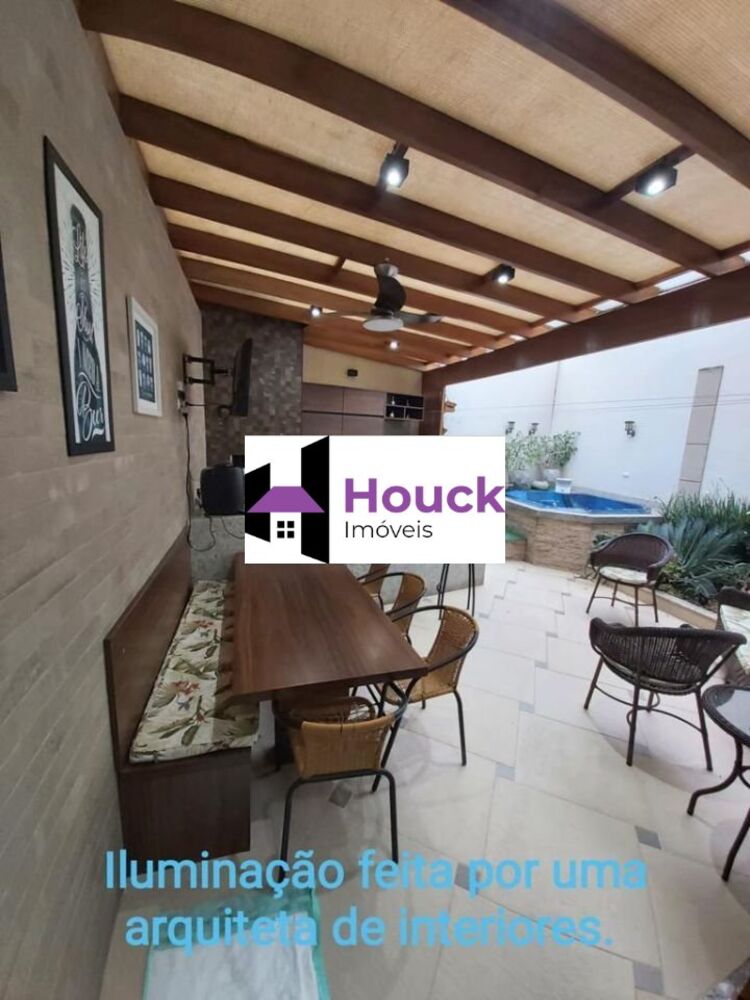 Sobrado à venda com 4 quartos, 200m² - Foto 6