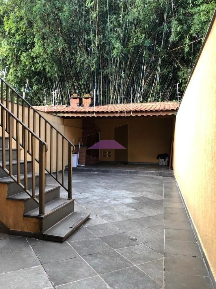 Casa à venda com 3 quartos, 245 - Foto 3