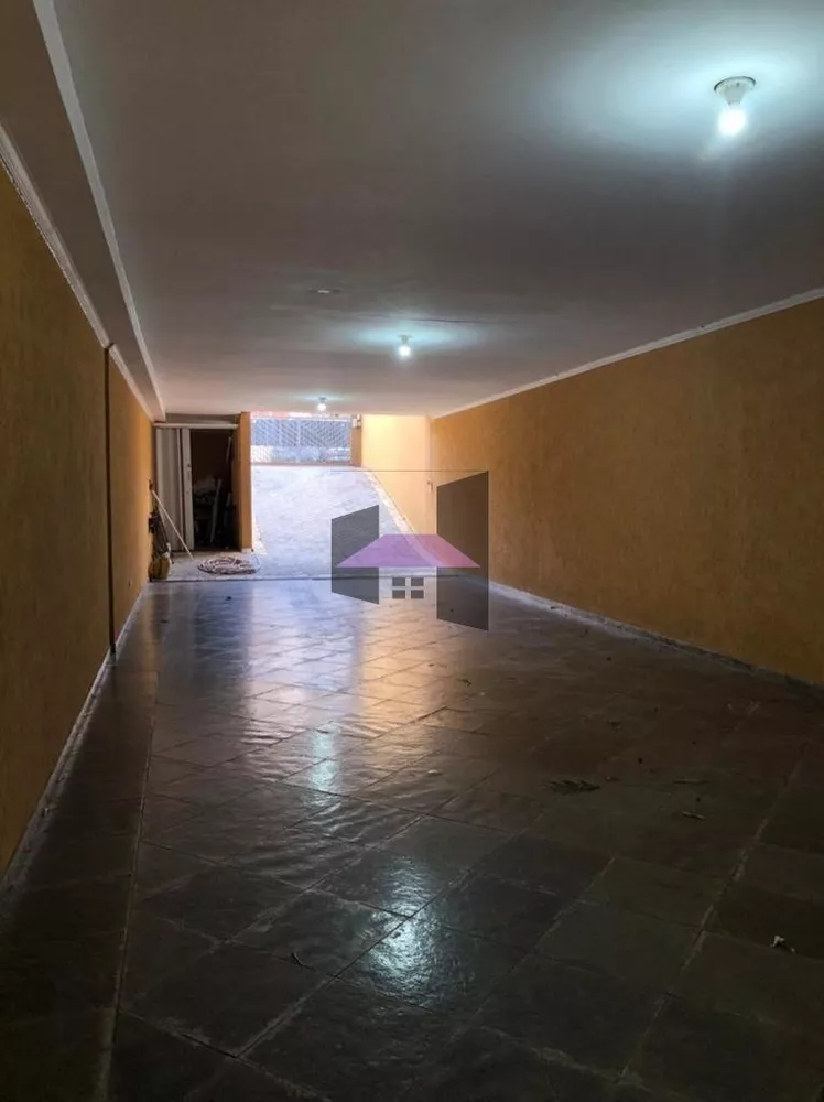 Casa à venda com 3 quartos, 245 - Foto 8