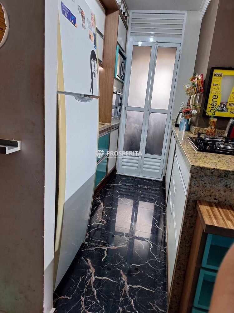 Apartamento à venda com 2 quartos, 51m² - Foto 4