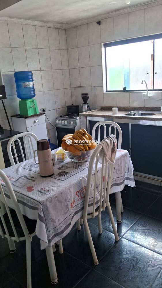 Casa à venda com 2 quartos, 180m² - Foto 3